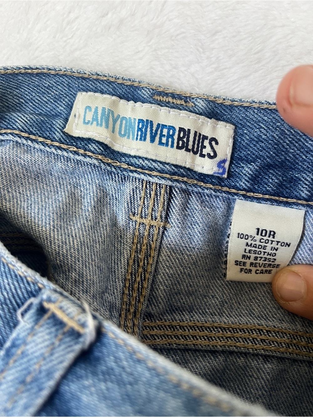 VTG Canyon River Blues Carpenter Denim Shorts 9” inseam sz 10R Streetwear 90s - Picture 2 of 9